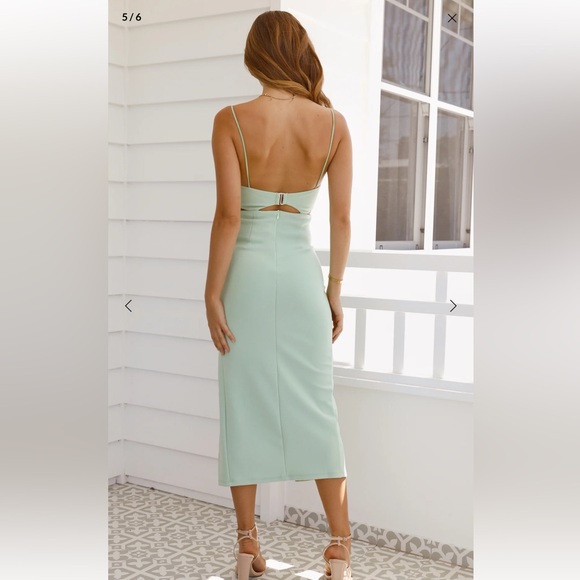 Size S/4 💚 mint/green color Hello Molly SWERVE THROUGH MIDI DRESS GREEN - Picture 3 of 6